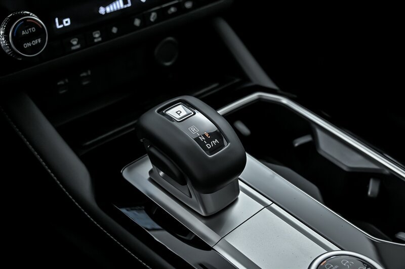New 2025 Mitsubishi Outlander AWD image 24