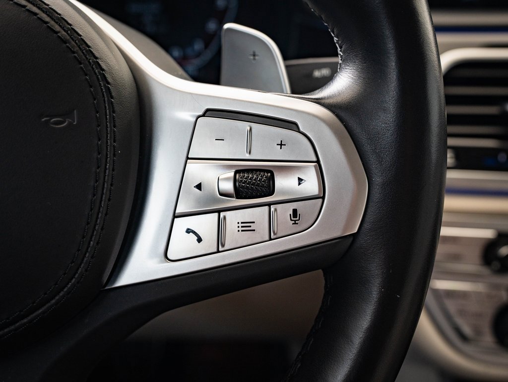 Used 2022 BMW M760i xDrive w/ Luxury Rear Seating Package image 26