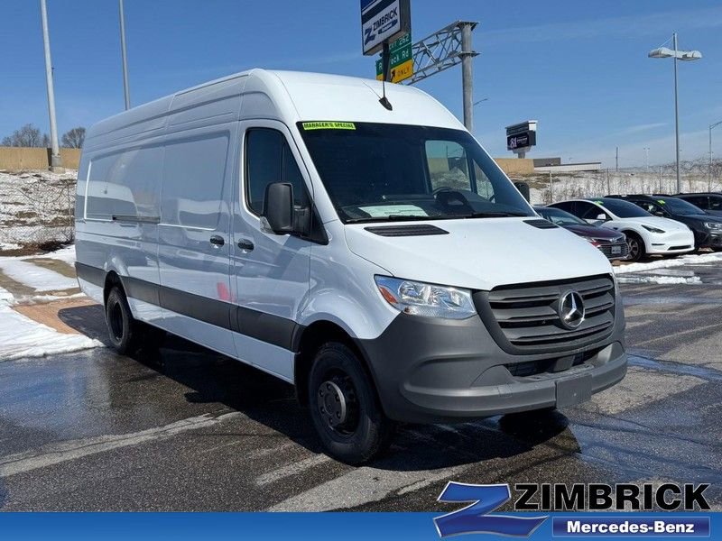 New 2025 Mercedes-Benz Sprinter 3500
