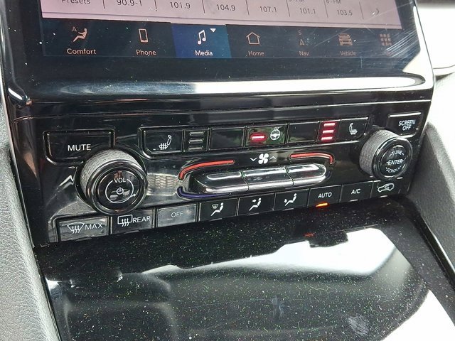 Used 2021 Jeep Grand Cherokee L Limited image 19