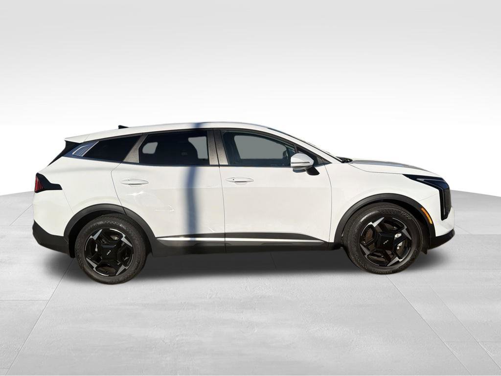 Used 2026 Kia Sportage EX FWD image 34