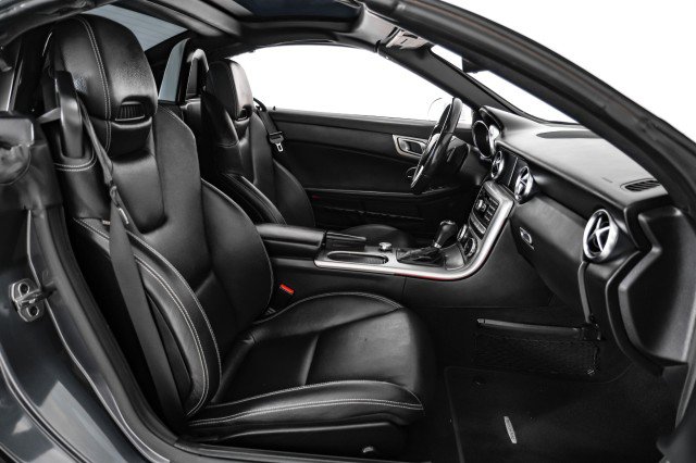 Used 2014 Mercedes-Benz SLK 250 image 34