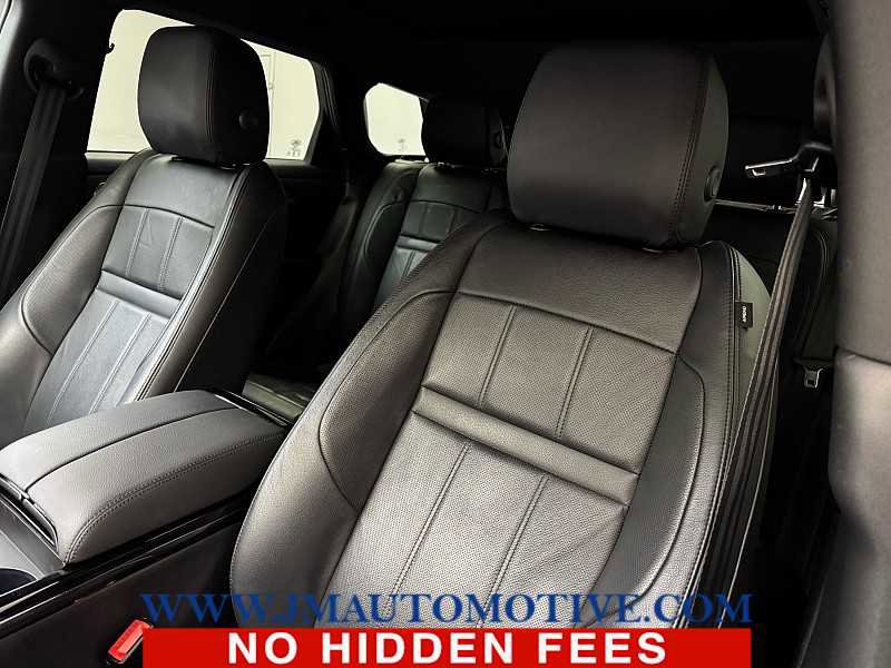 Used 2022 Land Rover Range Rover Evoque R-Dynamic SE image 13