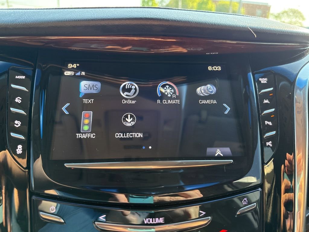 Used 2017 Cadillac Escalade ESV Luxury image 27