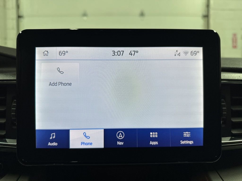 Used 2024 Ford Explorer XLT w/ Equipment Group 202A image 32