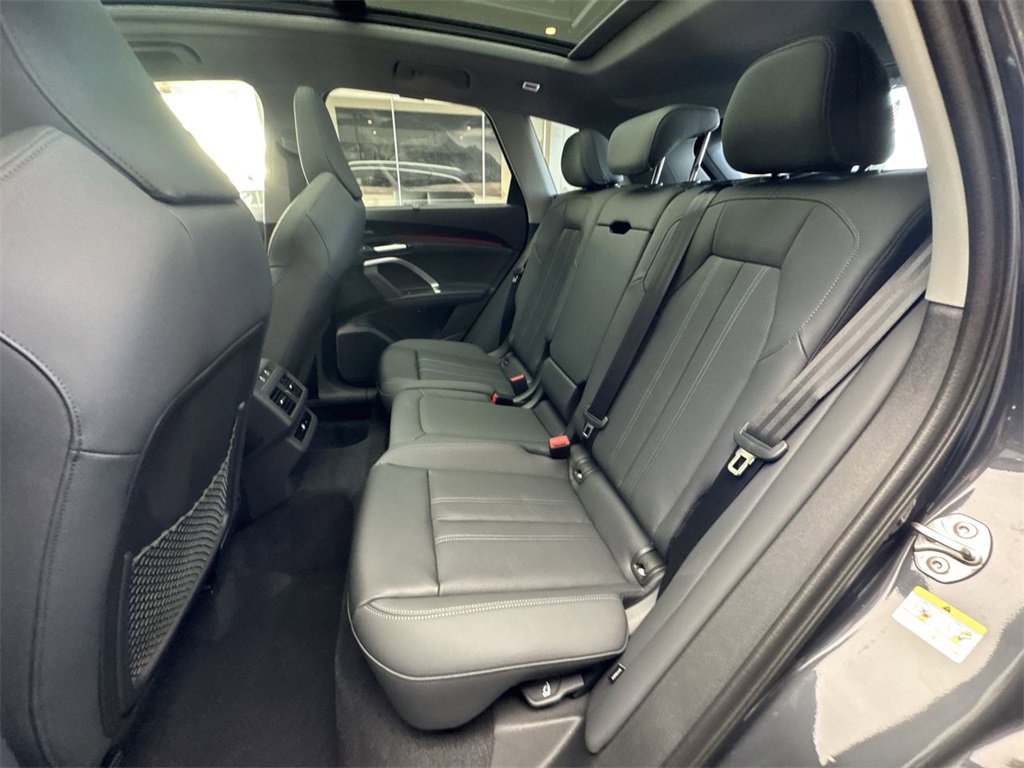 New 2025 Audi Q5 Premium Plus image 23
