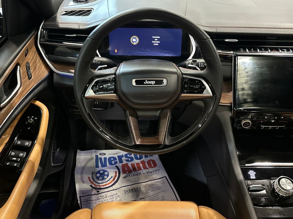 Used 2023 Jeep Grand Cherokee L Summit w/ Advanced Protech Group IV image 26