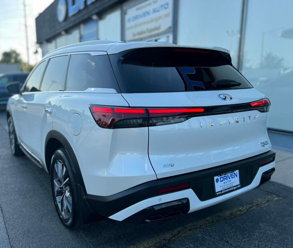 Used 2024 INFINITI QX60 Luxe w/ Vision Package image 4