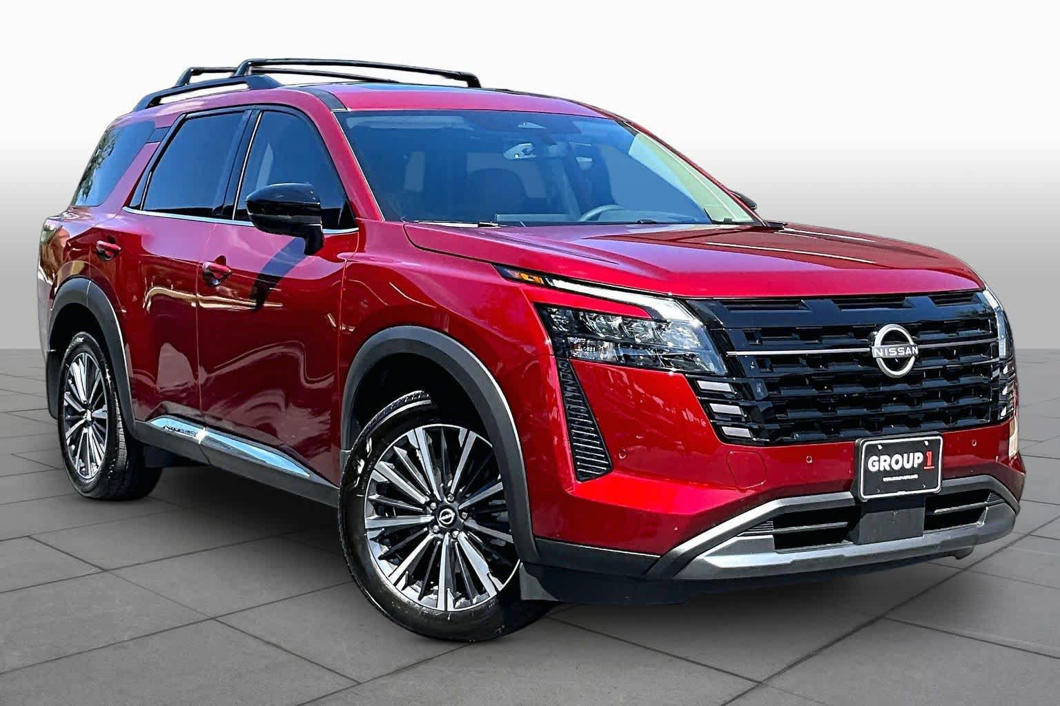 New 2026 Nissan Pathfinder Platinum AWD/4WD image 2