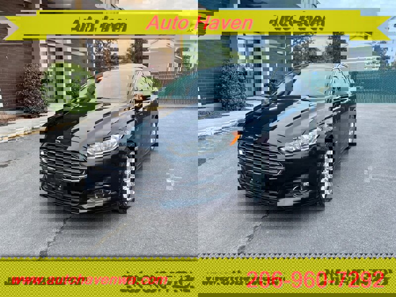 Used 2014 Ford Fusion Energi SE image 2