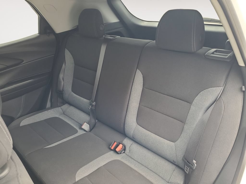 Used 2023 Chevrolet TrailBlazer LT FWD image 13