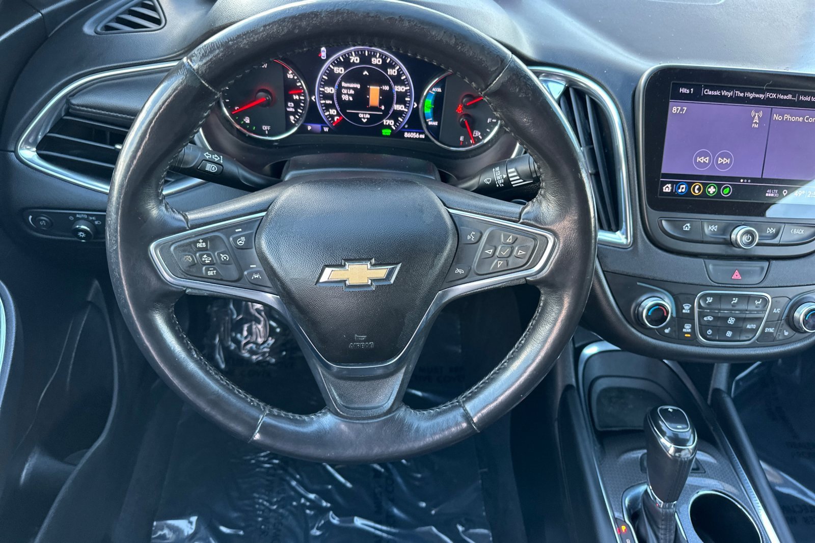 Used 2019 Chevrolet Malibu Hybrid w/ Leather Package image 15
