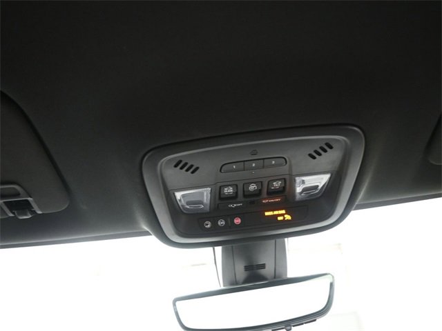 Used 2023 Chevrolet Traverse LT w/ LT Premium Package image 12