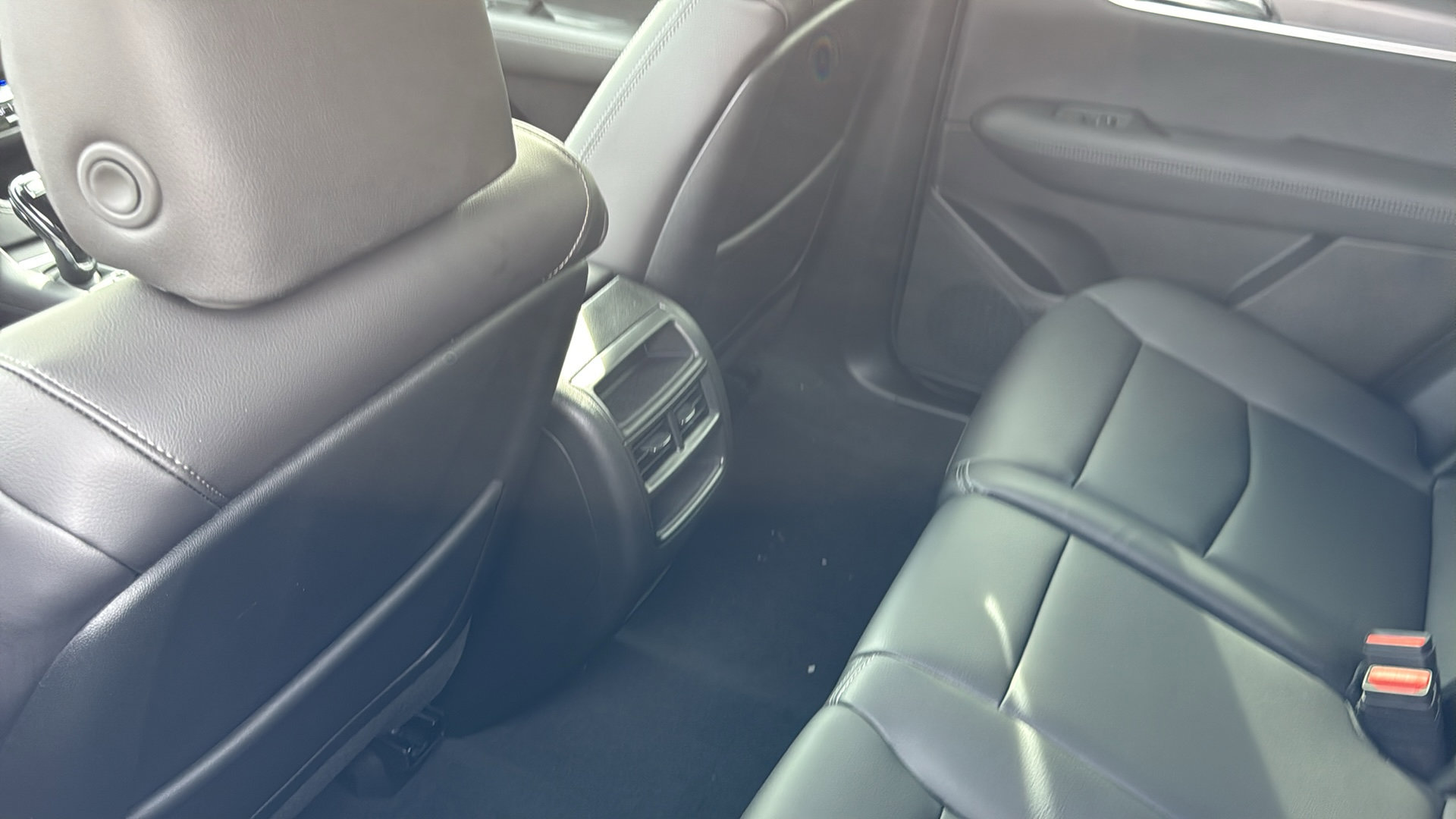 New 2026 Cadillac XT5 Luxury w/ LPO, Floor Liner Package image 32