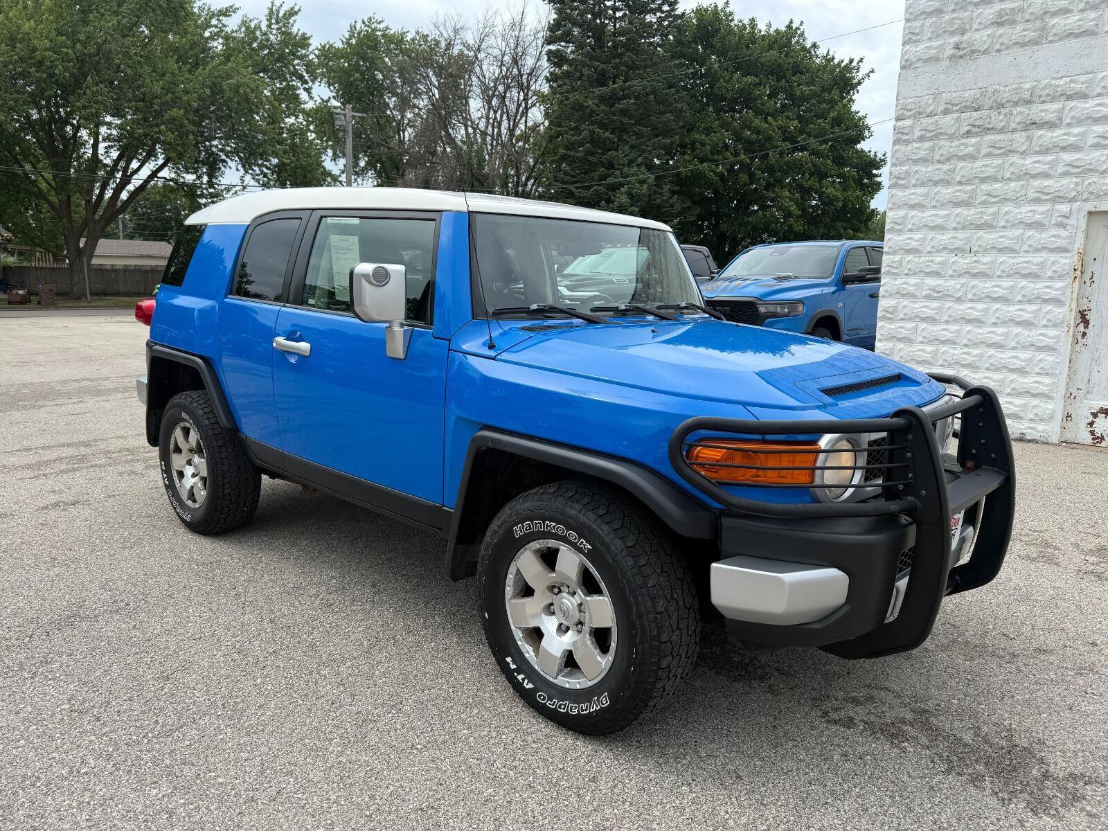 Used 2007 Toyota FJ Cruiser 4WD image 3