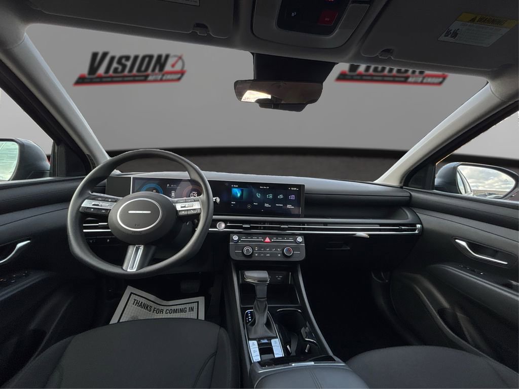 Certified 2025 Hyundai Tucson SE image 26