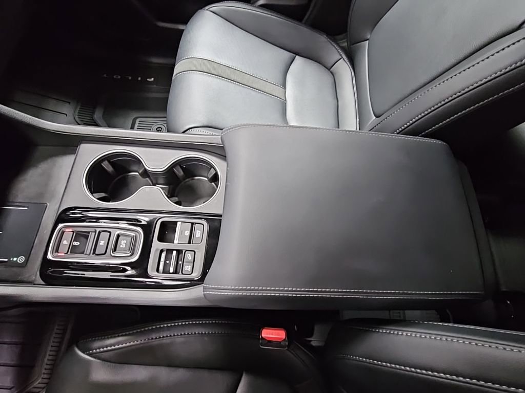 Used 2025 Honda Pilot EX-L image 22
