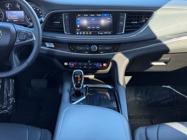 Used 2021 Buick Enclave Essence w/ Sound and Sites Package image 30