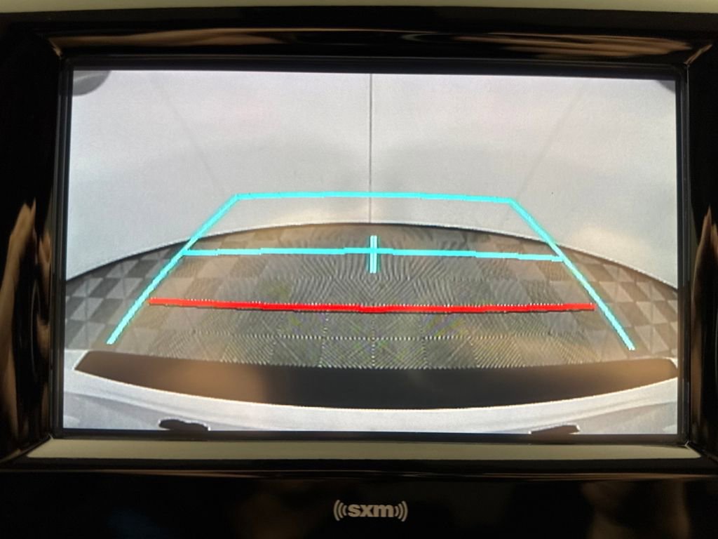 Used 2020 Toyota Camry SE w/ Carpet Mat Package image 16