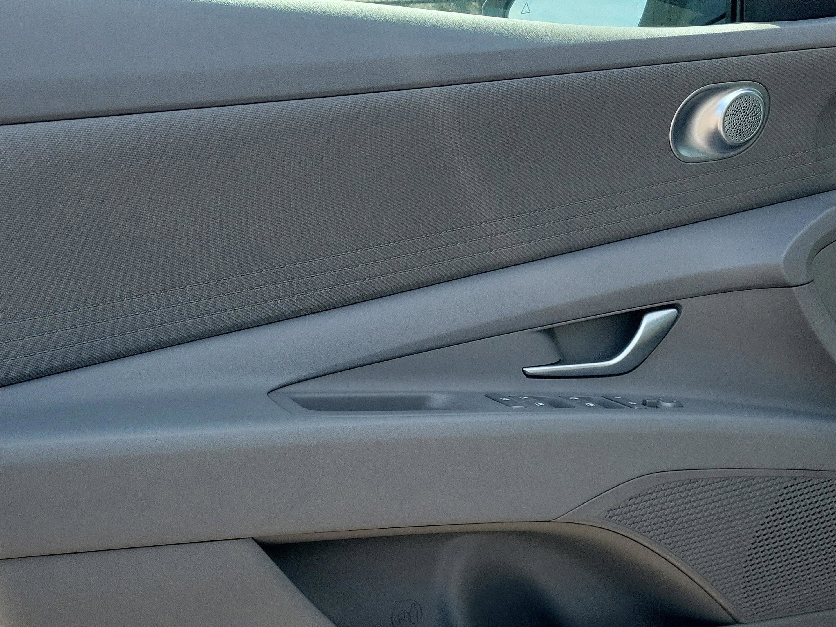 New 2025 Hyundai Elantra Blue w/ Cargo Package image 20