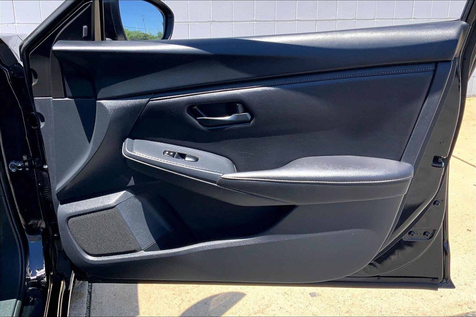Used 2025 Nissan Sentra S FWD image 28