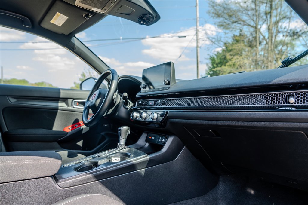 Used 2022 Honda Civic Sport image 31