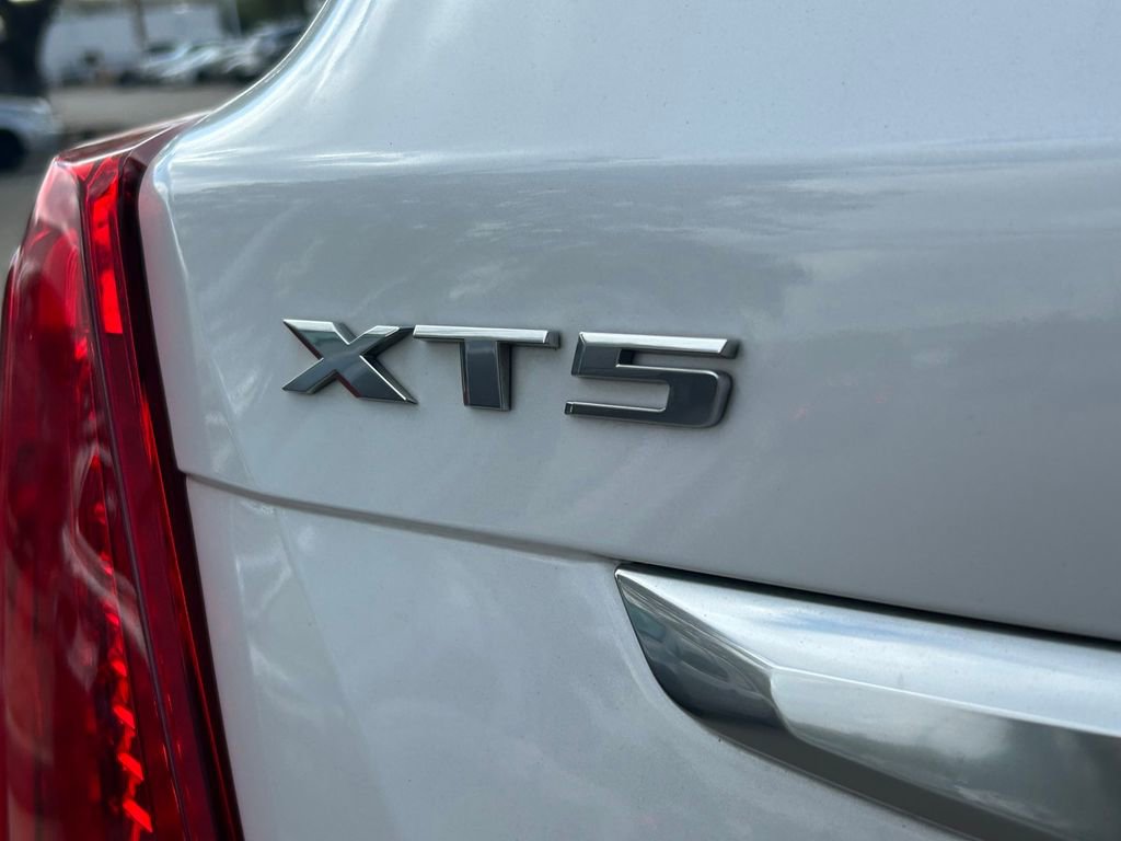 Used 2019 Cadillac XT5 Luxury FWD image 14