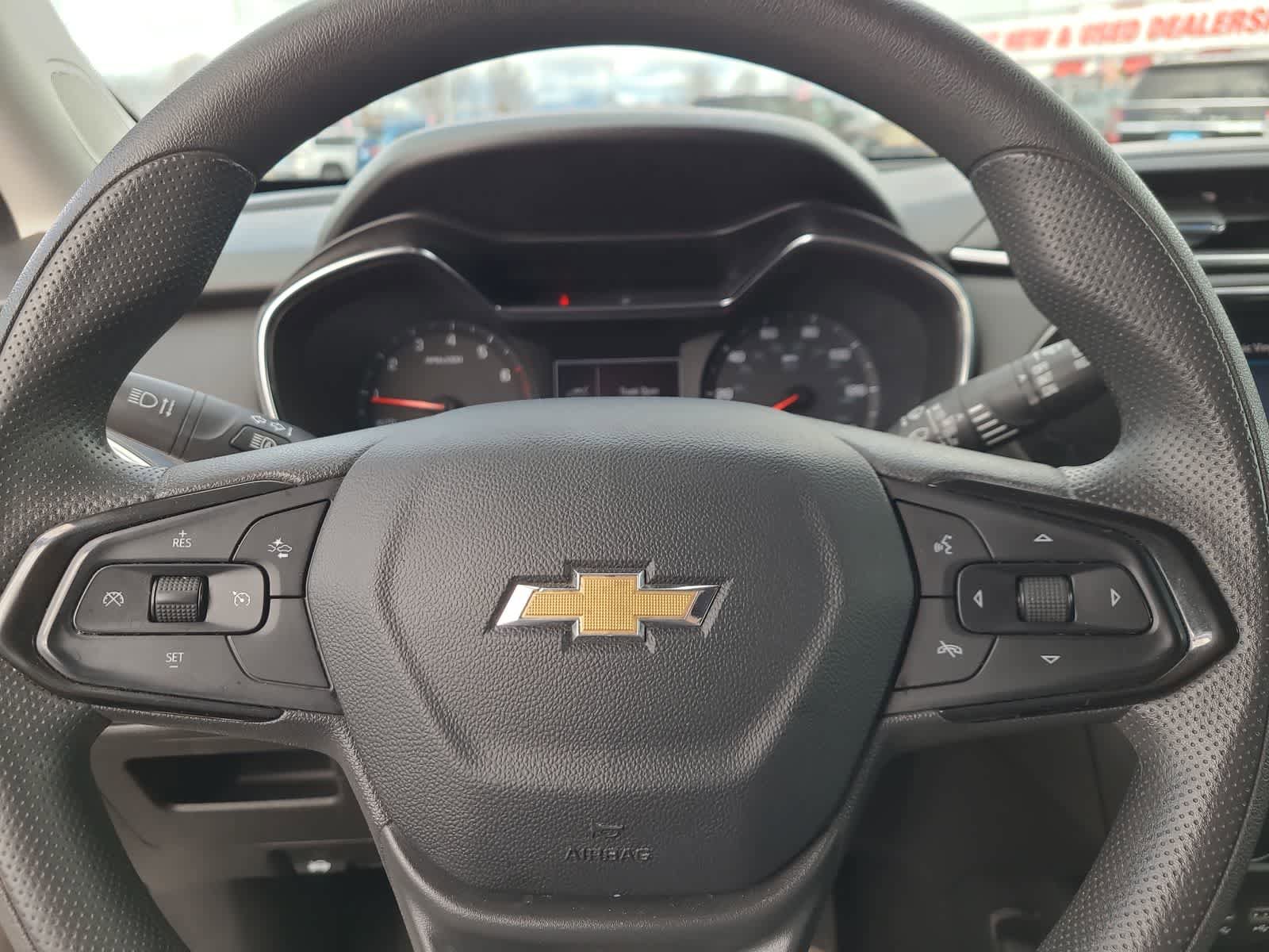 Used 2022 Chevrolet TrailBlazer LT w/ Convenience Package AWD/4WD image 23