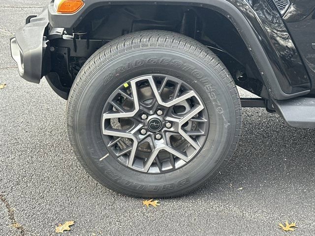 New 2026 Jeep Wrangler Sahara image 12