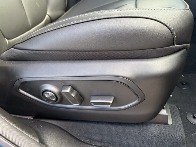 New 2026 Jeep Grand Cherokee Limited w/ Limited Altitude Package AWD/4WD image 31
