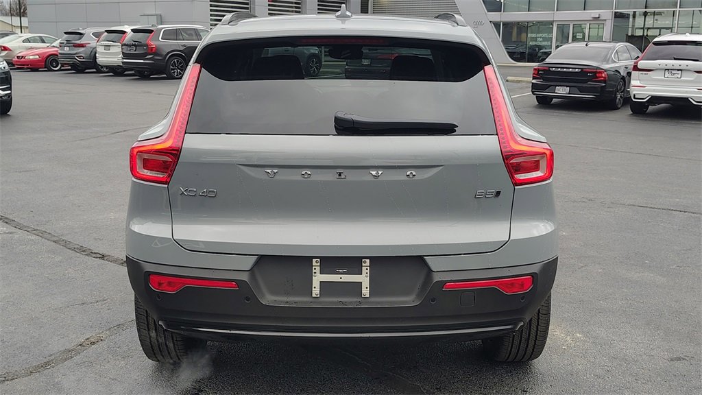 New 2026 Volvo XC40 B5 Plus w/ Climate Package image 29