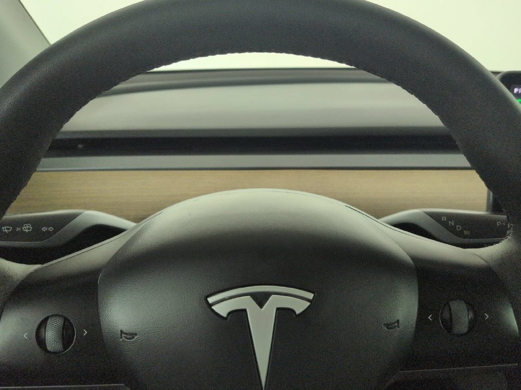 Used 2024 Tesla Model Y Performance AWD/4WD image 42