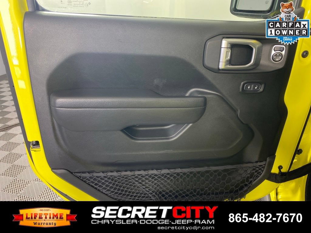 Used 2024 Jeep Wrangler Unlimited Rubicon 4xe AWD/4WD image 12