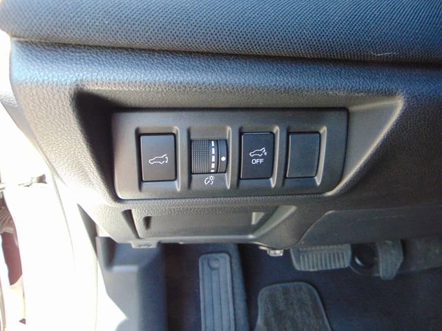 Certified 2025 Subaru Outback Premium image 19