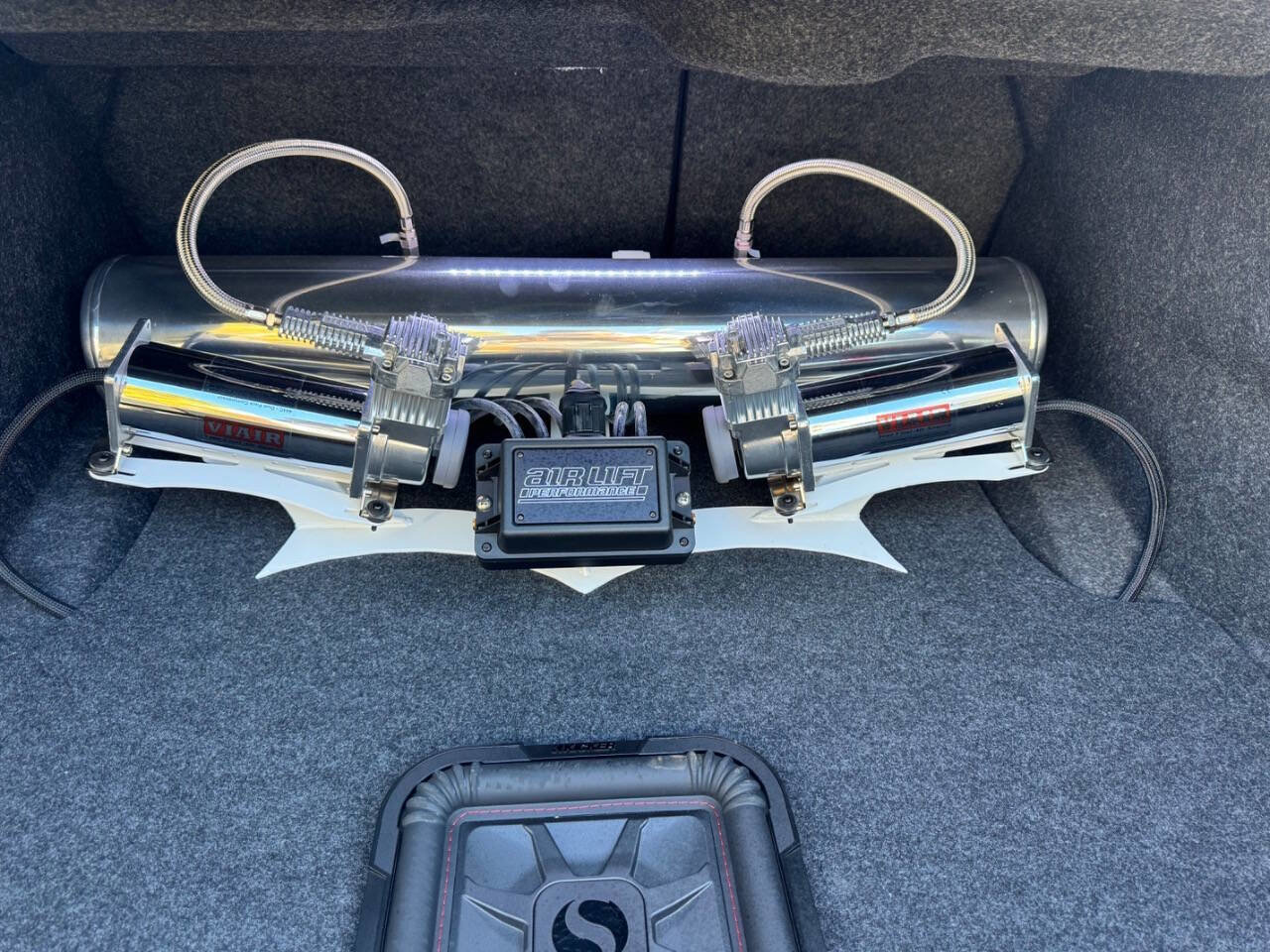 Used 2015 Dodge Charger SRT Hellcat image 19