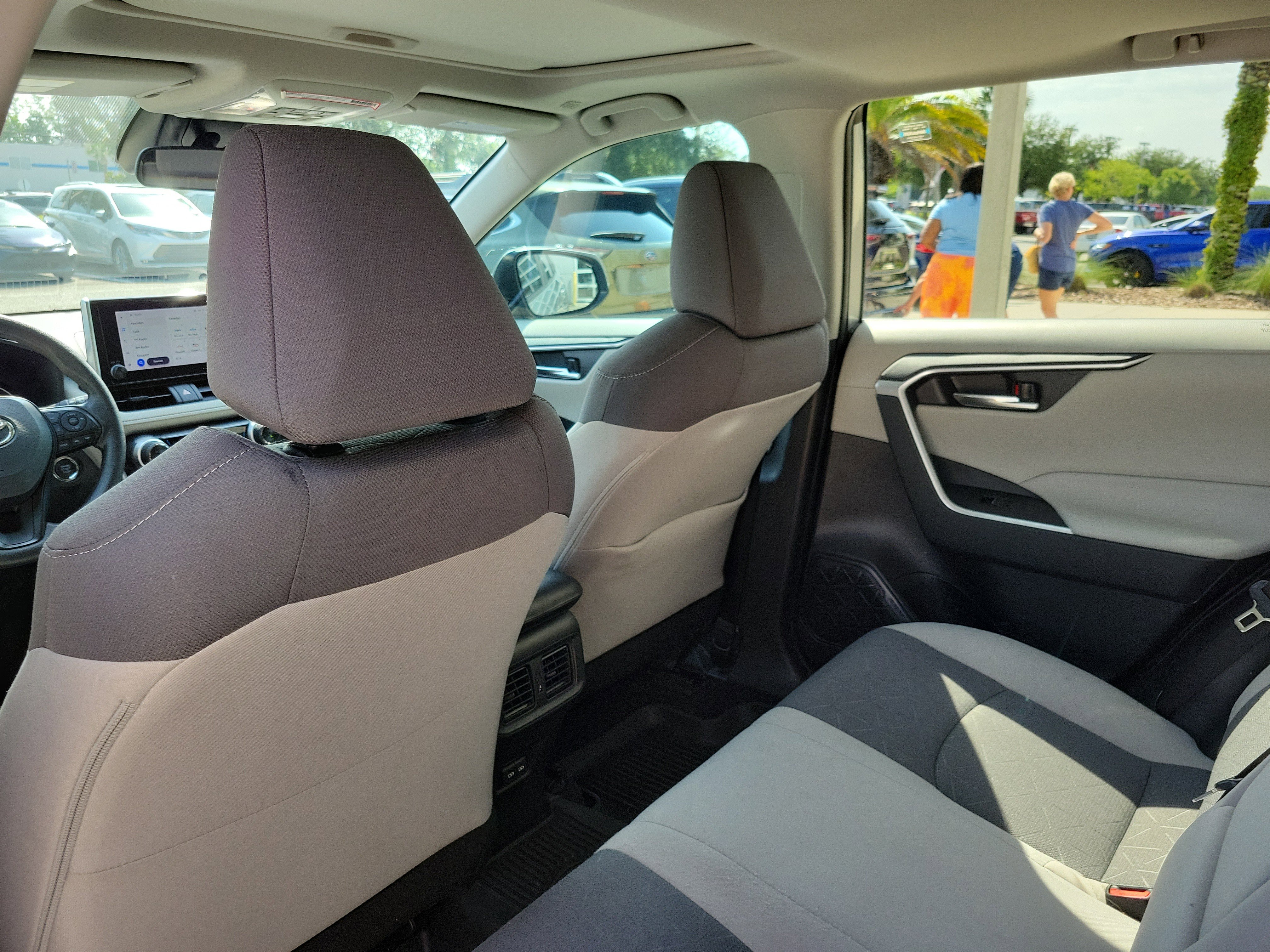 Certified 2023 Toyota RAV4 XLE w/ Convenience Package FWD image 27