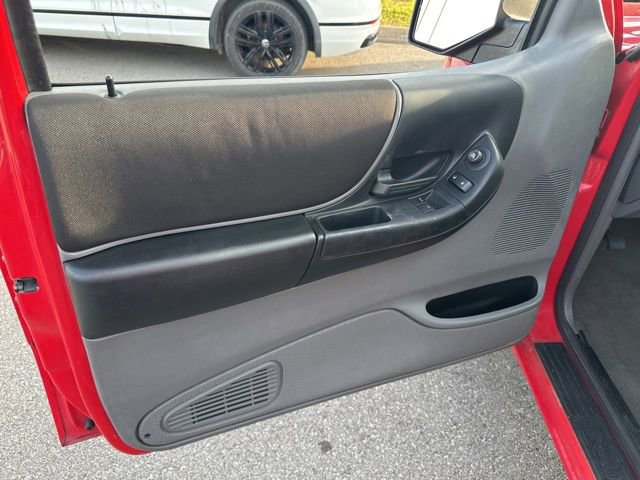 Used 2010 Ford Ranger XLT image 9