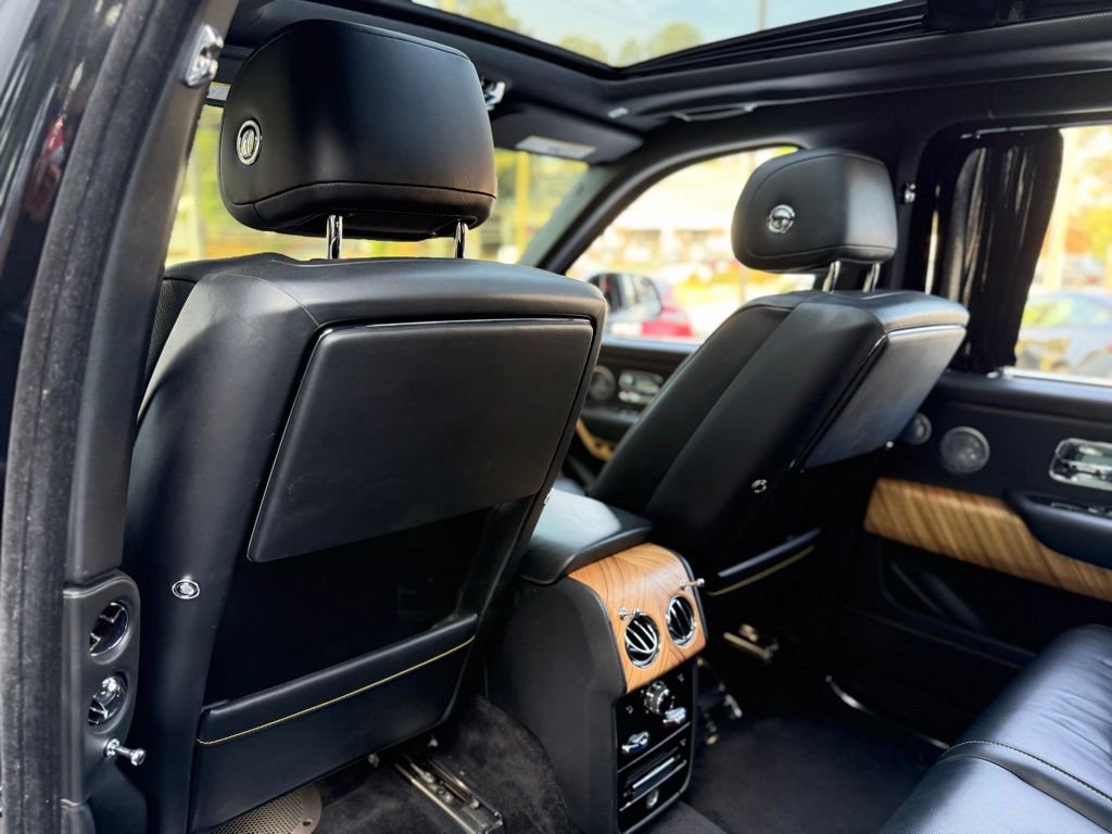 Used 2019 Rolls-Royce Cullinan image 34