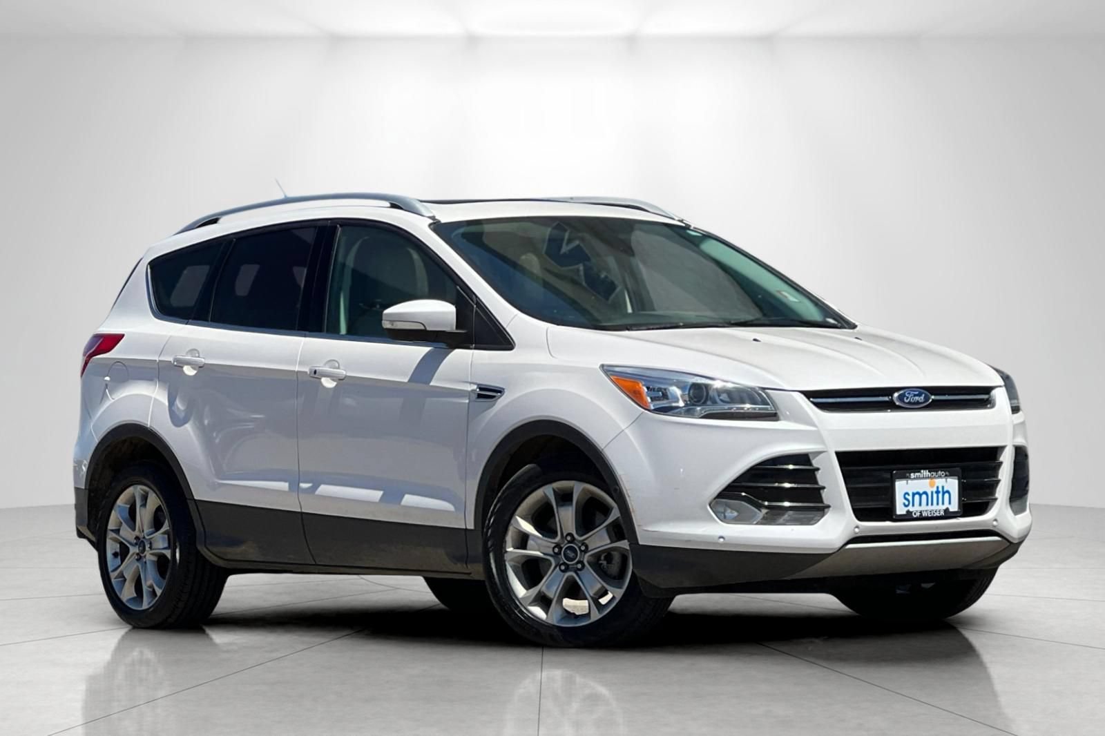 Used 2014 Ford Escape Titanium w/ Equipment Group 401A AWD/4WD video 2