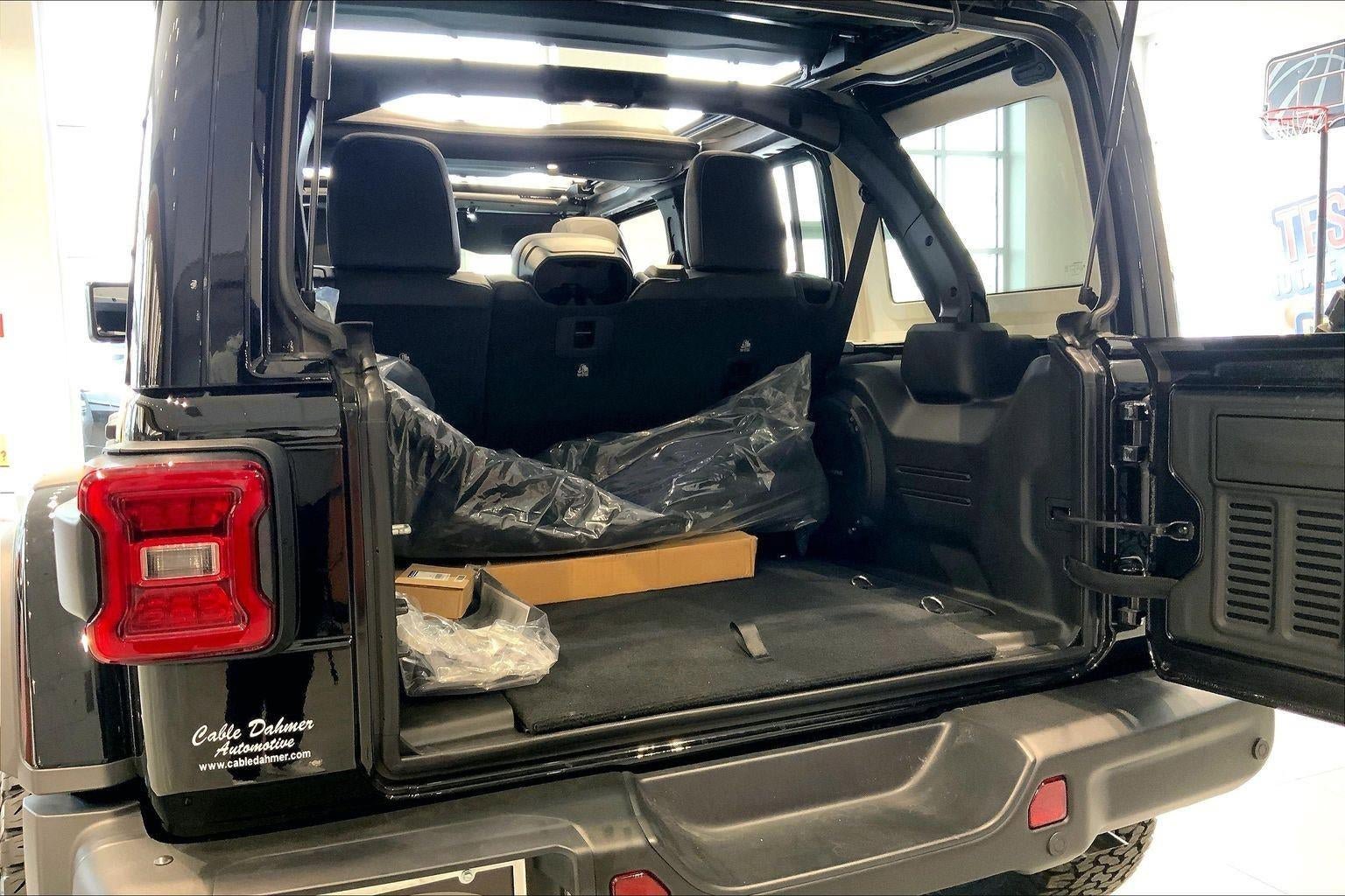 New 2025 Jeep Wrangler Unlimited Rubicon 392 image 5