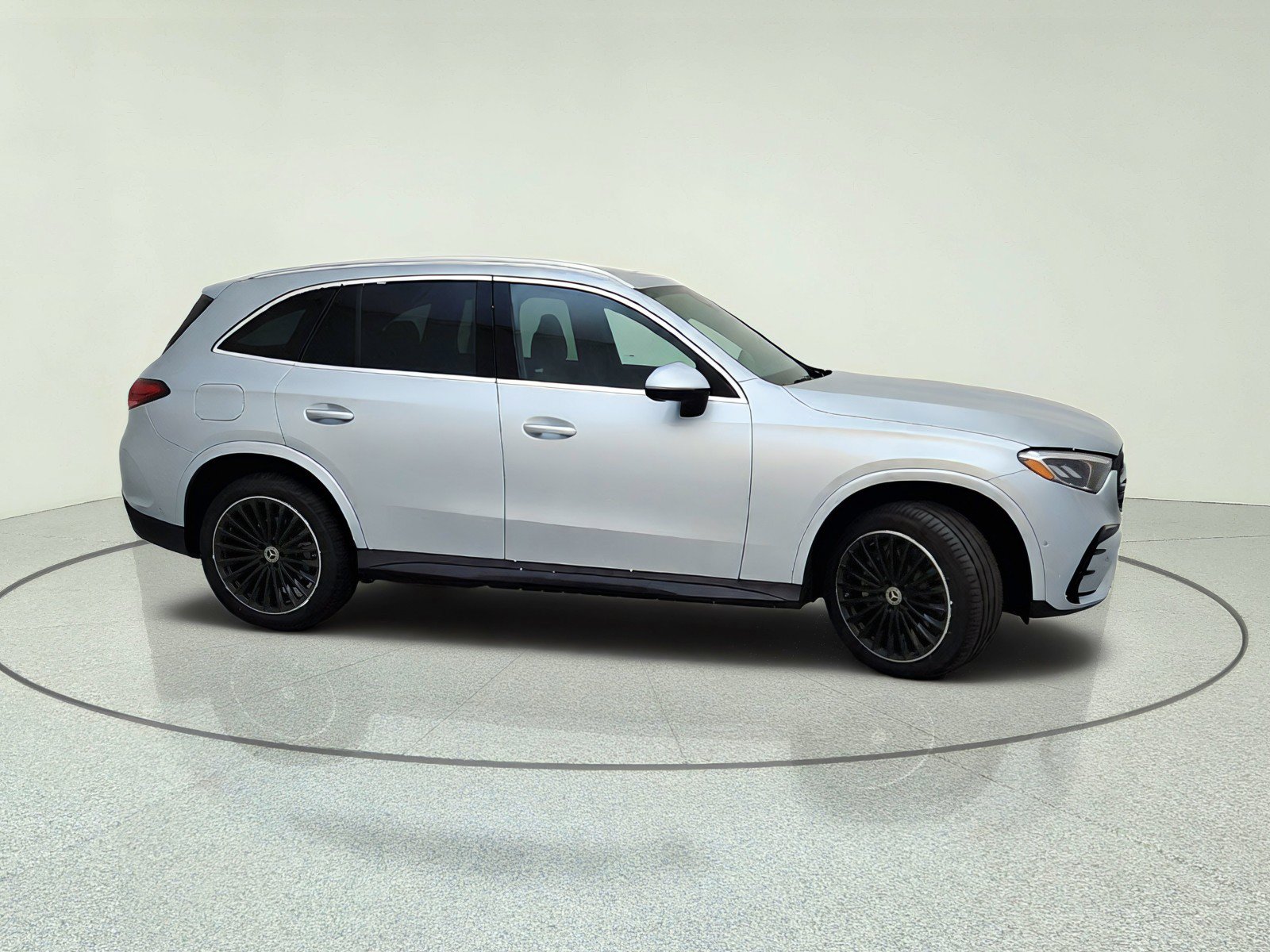 New 2026 Mercedes-Benz GLC 300 image 6