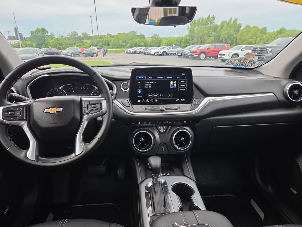 Certified 2023 Chevrolet Blazer LT w/ Sound & Technology Package AWD/4WD image 11