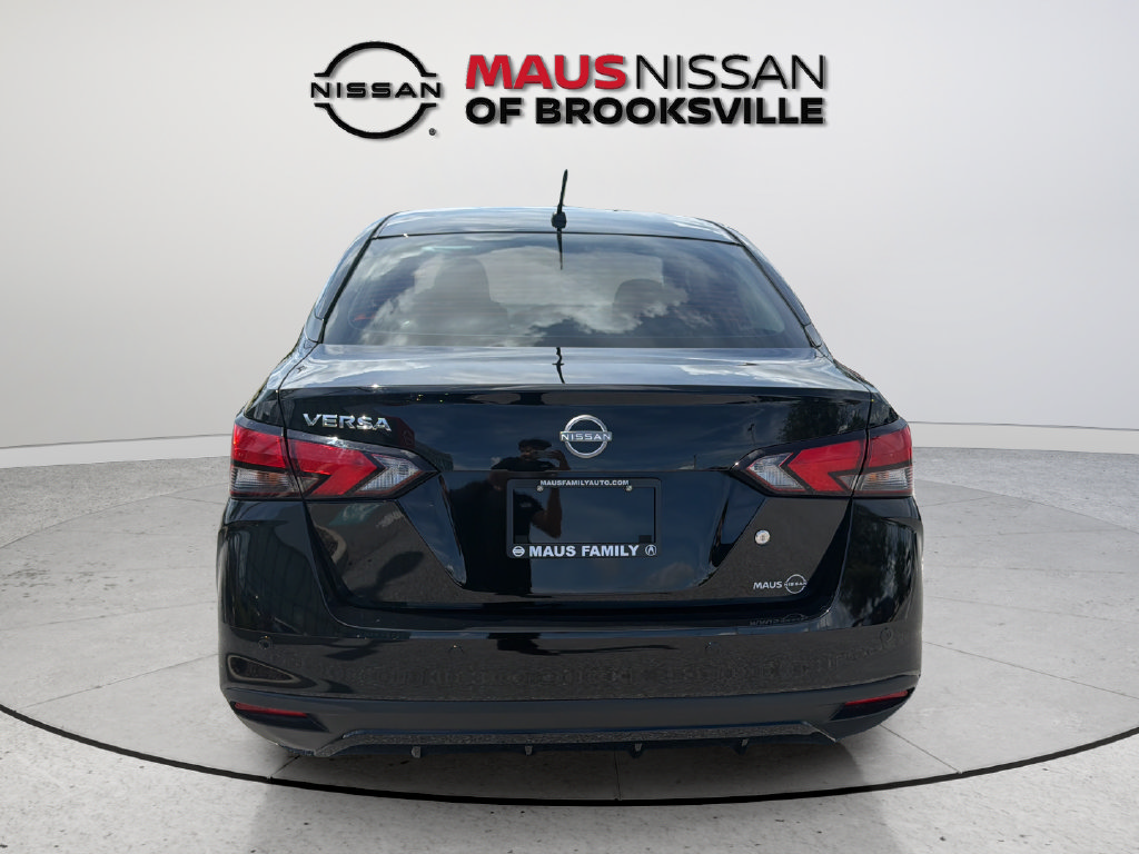 Certified 2025 Nissan Versa S w/ S Plus Package FWD image 9