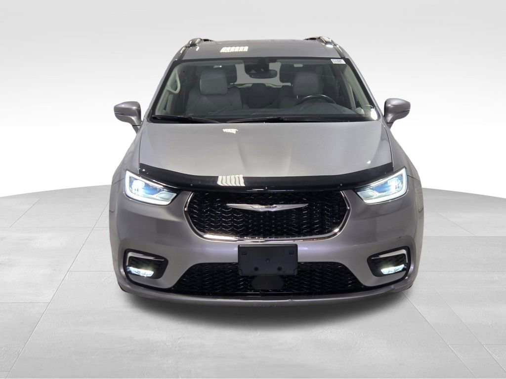 Used 2021 Chrysler Pacifica Touring-L w/ Uconnect Theater Family Group FWD image 20