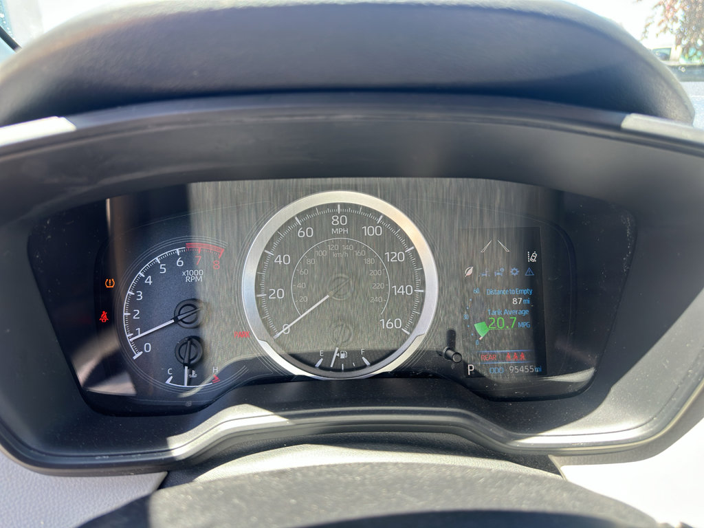 Used 2020 Toyota Corolla LE FWD image 18