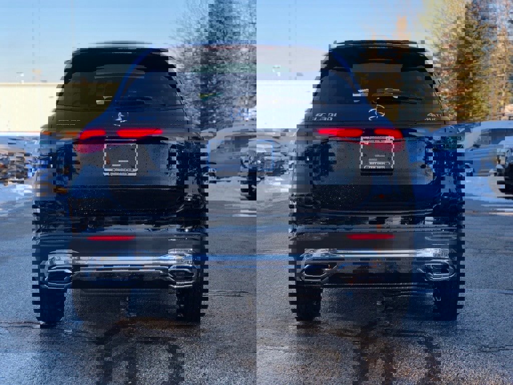New 2026 Mercedes-Benz GLC 300 4MATIC image 5