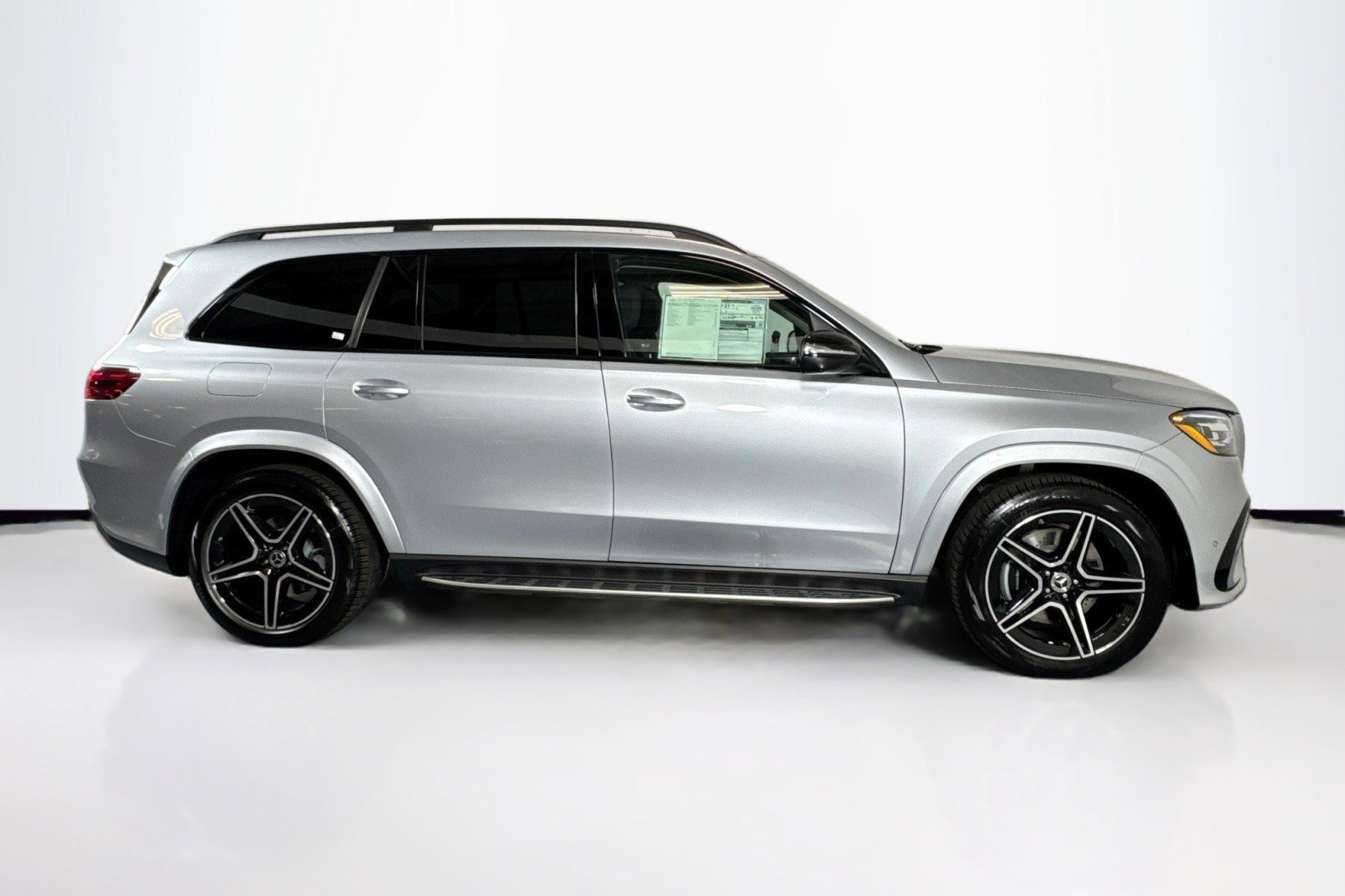 New 2026 Mercedes-Benz GLS 450 4MATIC image 4