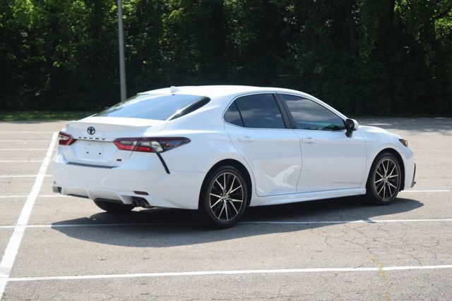 Used 2022 Toyota Camry SE w/ Audio Upgrade Package FWD image 26