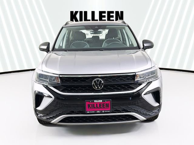 Used 2023 Volkswagen Taos S image 2