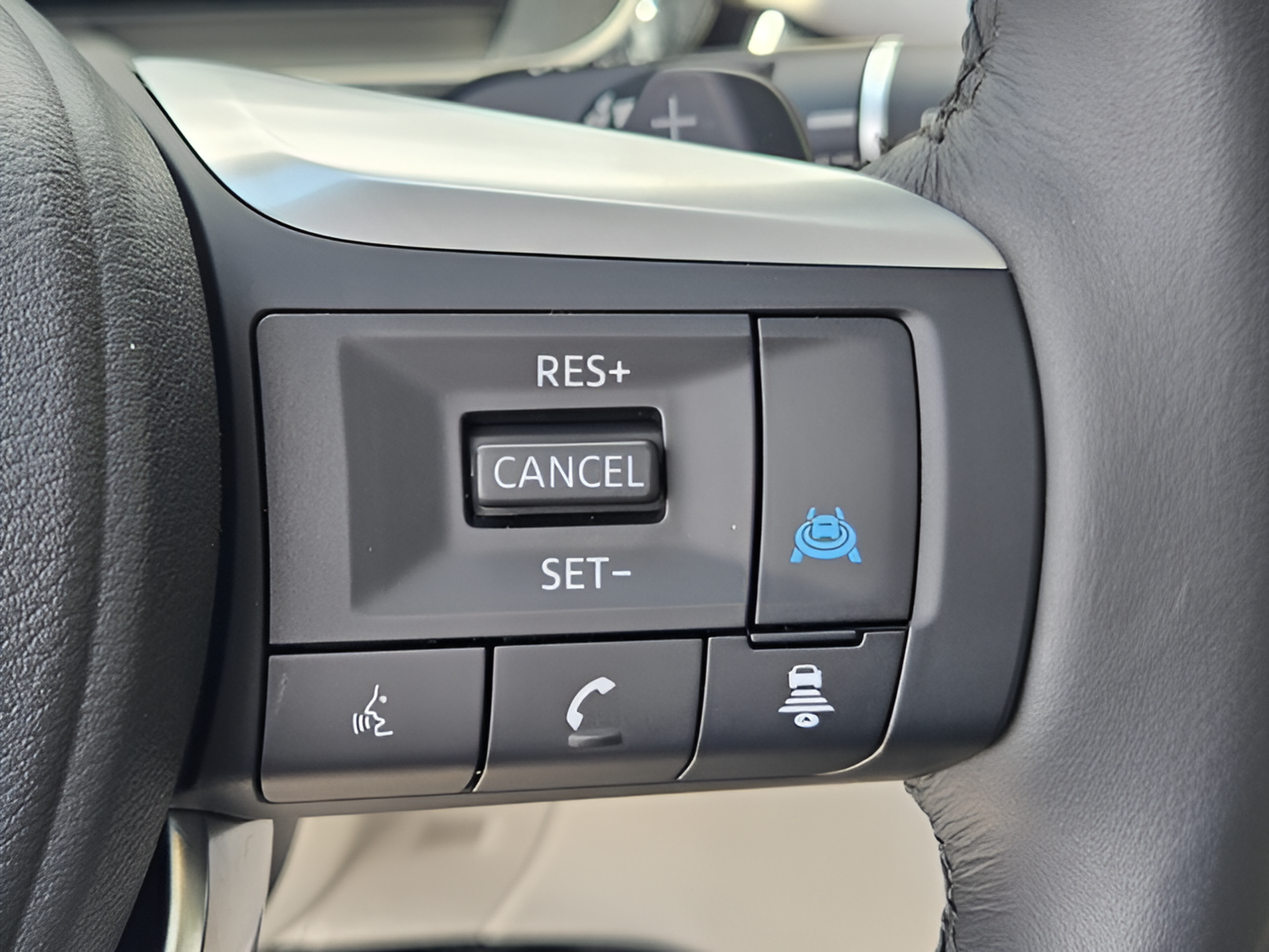 Used 2026 INFINITI QX60 Luxe w/ Cargo Package FWD image 25